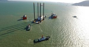 loading-unloading-liftboat-11