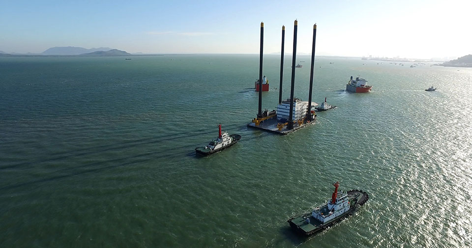 loading-unloading-liftboat-17