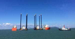 loading-unloading-liftboat-24