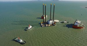 loading-unloading-liftboat-4