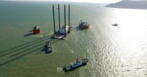 loading-unloading-liftboat-5