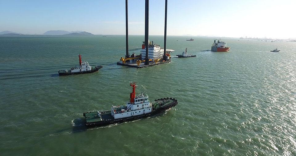 loading-unloading-liftboat-8