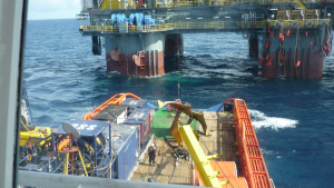 marine-consultancy-pre-laid-hook-up-operation-8